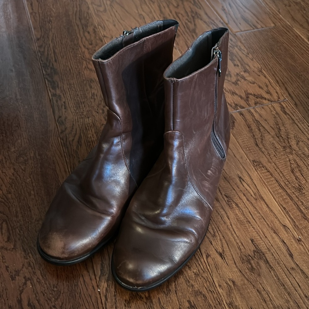 Munro soft leather boots - Picture 5 of 8